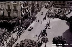 ORAN 1943 DEFILE PLACE DES VICTOIRES (8)
